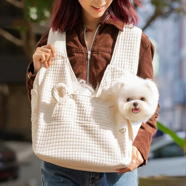 Large Capacity Portable Pet Carrier Backpack Comfortable Pet Travel Bag with Secure Snap Closure for Small Dog and Cat 2025 New